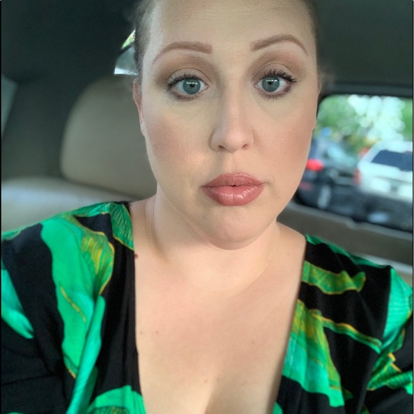 Meet your Posher, Maritza - Picture 3 of 3